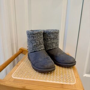 Gray Knit Cuff Ankle Boots